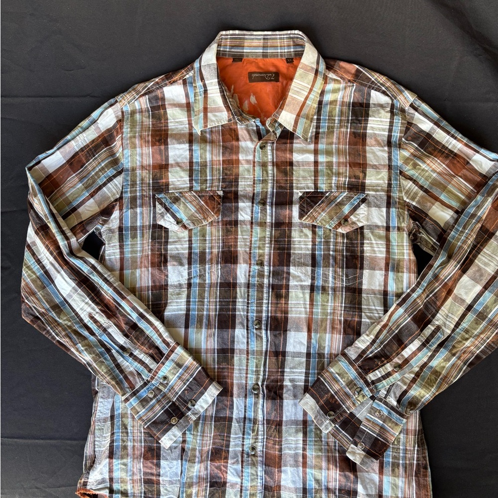 7 diamonds plaid pearl button up shirt. Rare feature with upside down label.